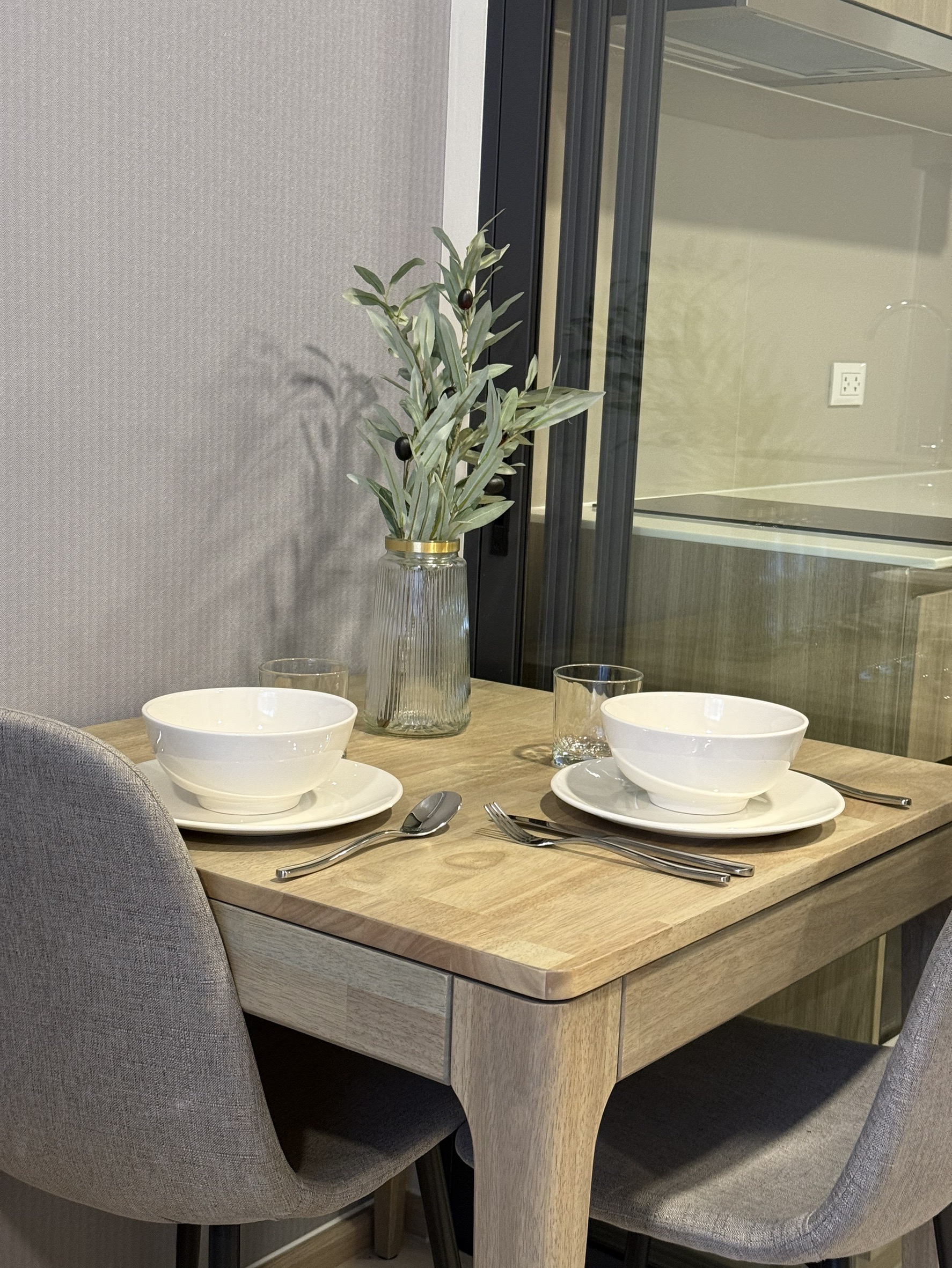 4b19cfb5e26145558d7abdeb69b0c9e3